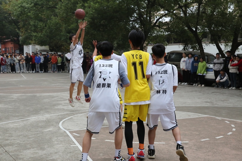 邵陽市華龍中學(xué),邵陽中學(xué)教育,高中教育,師資雄厚,名優(yōu)教師 邵陽市華龍中學(xué),邵陽中學(xué)教育,高中教育,師資雄厚,名優(yōu)教師